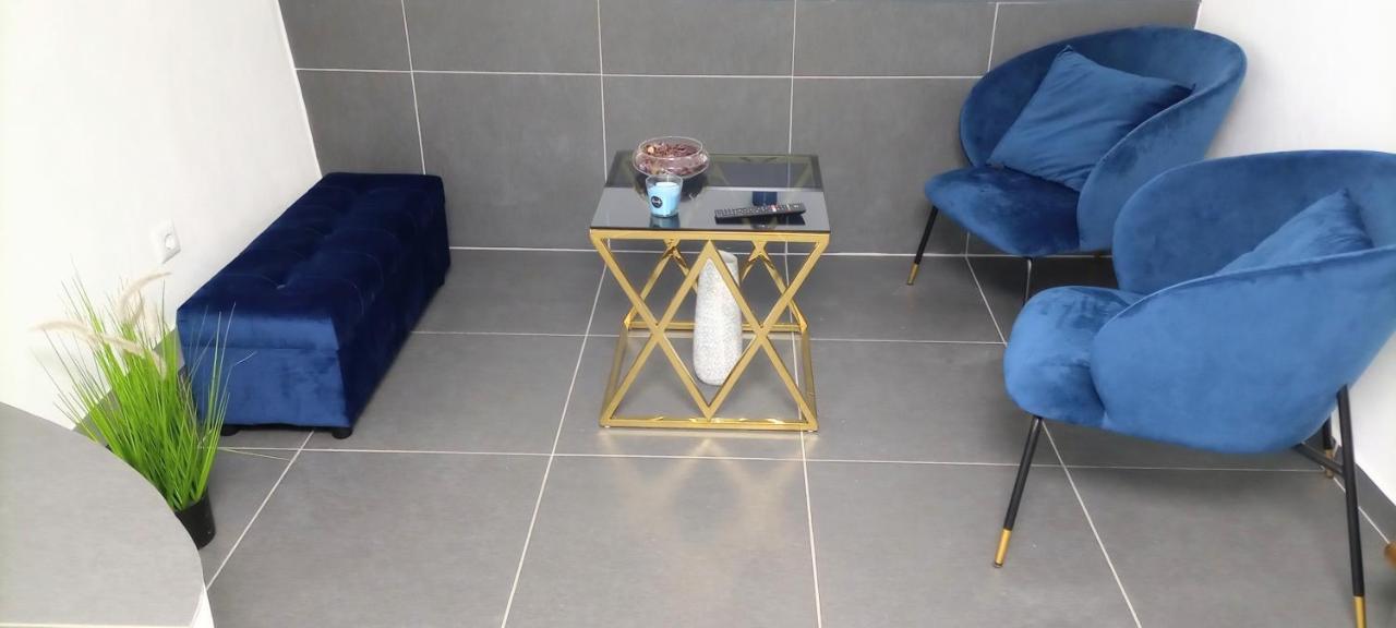 Апартаменты Casa Incrivel Refugio Lieva ,Piscina , Jacuzzi Exterior E Zona Kids Нелаш Экстерьер фото