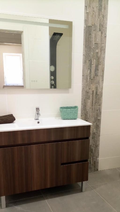 Апартаменты Casa Incrivel Refugio Lieva ,Piscina , Jacuzzi Exterior E Zona Kids Нелаш Экстерьер фото